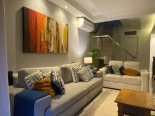 Apartamento à venda, no bairro Bingen em Petrópolis