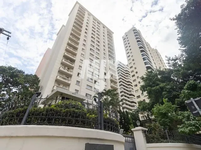 Apartamento 3 quartos e 3 banheiros, à venda, no bairro Vila Uberabinha em São Paulo