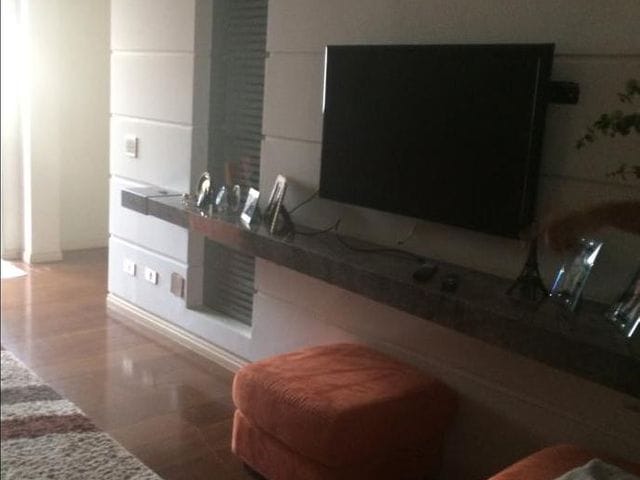 Foto do Apartamento - Ed. Caramuru, Apartamento com 4 dormitórios à venda, 240 m² por R$ 820.000,00 - Centro - Londrina/PR | Premier Imóveis