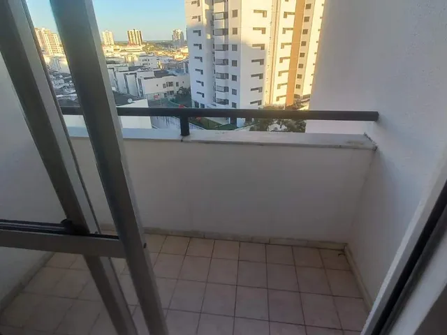 Apartamento 3 quartos e 2 banheiros, para alugar, no bairro Luzia em Aracaju