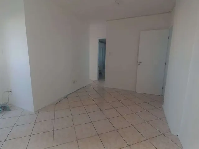 Apartamento 3 quartos e 2 banheiros, para alugar, no bairro Luzia em Aracaju