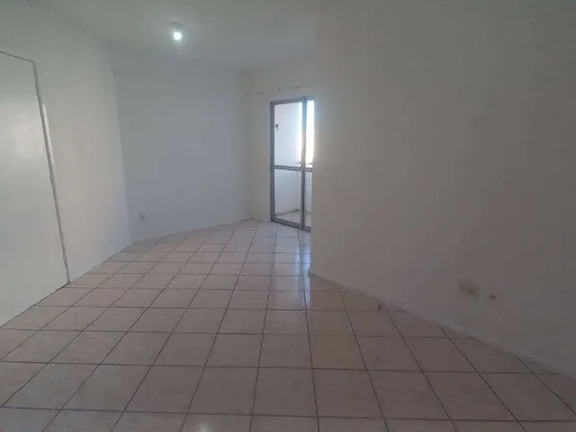 Apartamento 3 quartos e 2 banheiros, para alugar, no bairro Luzia em Aracaju
