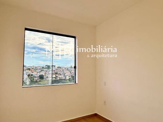 Apartamento 3 quartos e 2 banheiros, à venda ou para alugar, no bairro Residencial Santana em Lavras