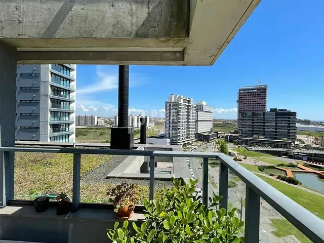 Apartamento 2 quartos e 2 banheiros, à venda, no bairro São Gonçalo em Pelotas