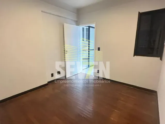 Apartamento com 120m² 3 quartos e 2 banheiros, à venda, no bairro Jardim América em Bauru