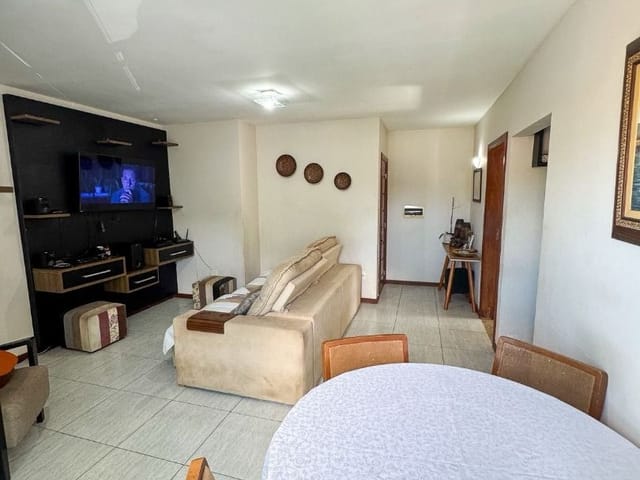 Apartamento 2 quartos e 1 banheiro, à venda, no bairro Granja dos Cavaleiros em Macaé