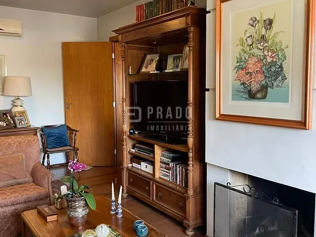 Apartamento 4 quartos e 3 banheiros, à venda, no bairro Centro em Pelotas