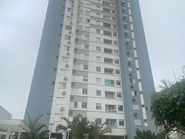 Apartamento com 100m² 3 quartos e 3 banheiros, à venda, no bairro Tiradentes em Campo Grande