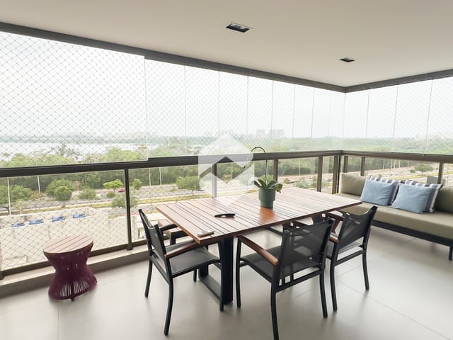 Apartamento 4 quartos e 5 banheiros, à venda, no bairro Barra da Tijuca em Rio de Janeiro