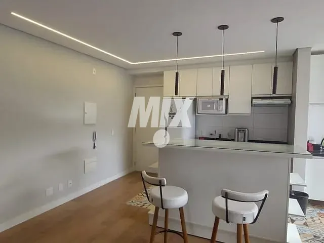 Apartamento 2 quartos e 2 banheiros, à venda ou para alugar, no bairro Vila Uberabinha em São Paulo