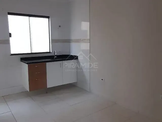 Apartamento 2 quartos e 2 banheiros, para alugar, no bairro Jardim Vitória IV em Poços de Caldas