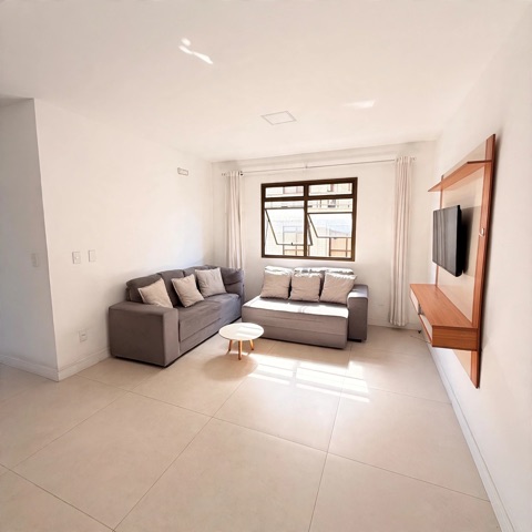 Apartamento com 873m² 2 quartos e 1 banheiro, à venda, no bairro Braga em Cabo Frio