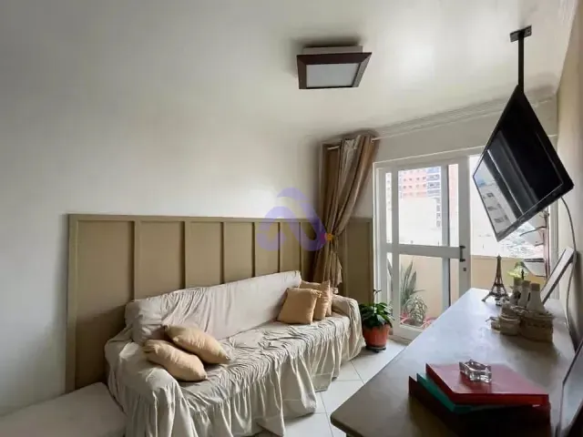 Apartamento 2 quartos e 1 banheiro, à venda, no bairro Vila Carmosina em São Paulo