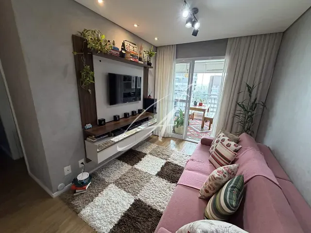 Apartamento 2 quartos e 2 banheiros, à venda ou para alugar, no bairro Tatuapé em São Paulo