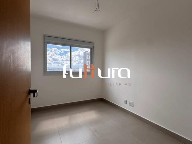 Apartamento 2 quartos e 2 banheiros, à venda, no bairro Serrinha em Goiânia