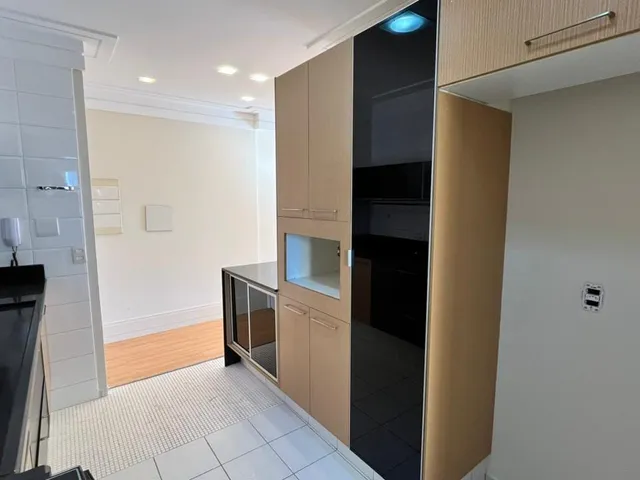 Apartamento com 139m² 2 quartos e 2 banheiros, para alugar, no bairro Gleba Palhano em Londrina