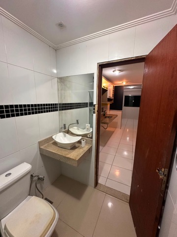 Apartamento 2 quartos e 1 banheiro, para alugar, no bairro Gamboa em Cabo Frio