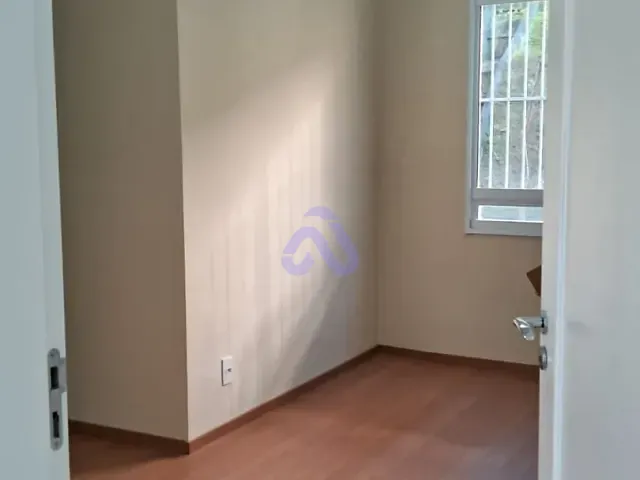 Apartamento 2 quartos e 1 banheiro, à venda, no bairro Jardim Nossa Senhora do Carmo em São Paulo
