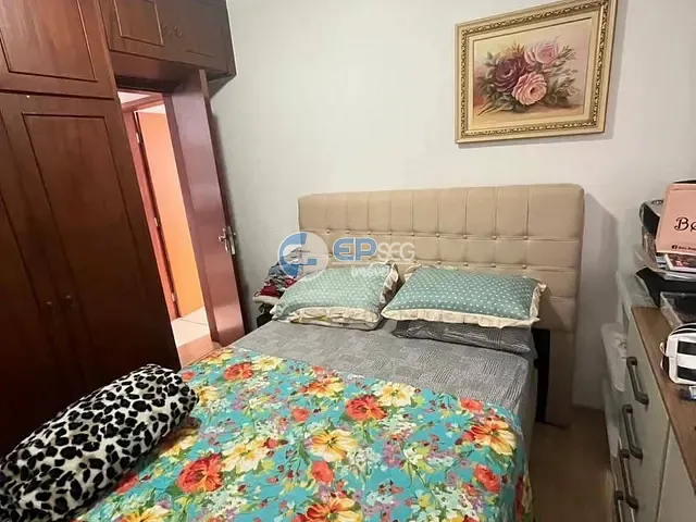 Apartamento 2 quartos e 1 banheiro, à venda, no bairro Andrade em Londrina