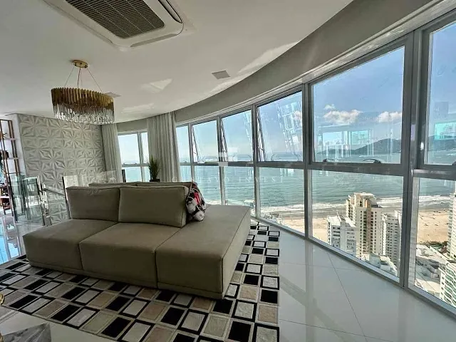 Apartamento 5 quartos e 5 banheiros, à venda, no bairro Centro em Balneário Camboriú