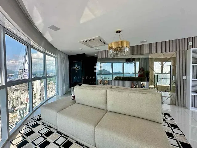 Apartamento 5 quartos e 5 banheiros, à venda, no bairro Centro em Balneário Camboriú