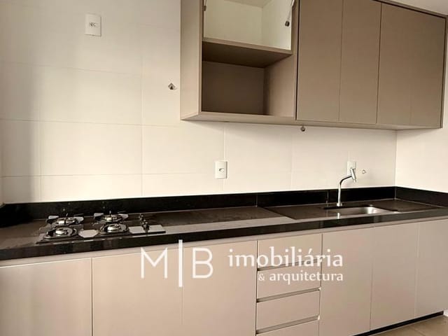 Apartamento 3 quartos e 2 banheiros, para alugar, no bairro Retiro em Lavras