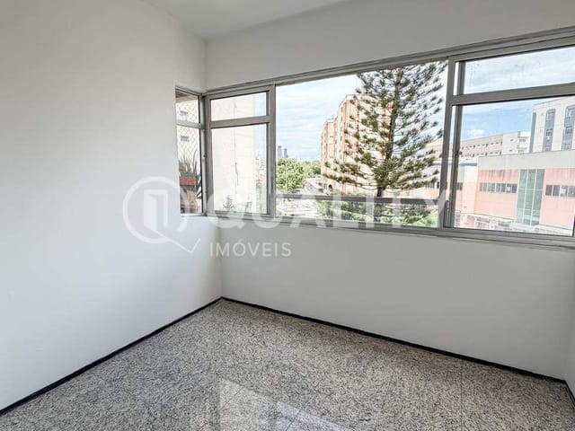 Apartamento com 108m² 3 quartos e 4 banheiros, à venda, no bairro Fátima em Fortaleza