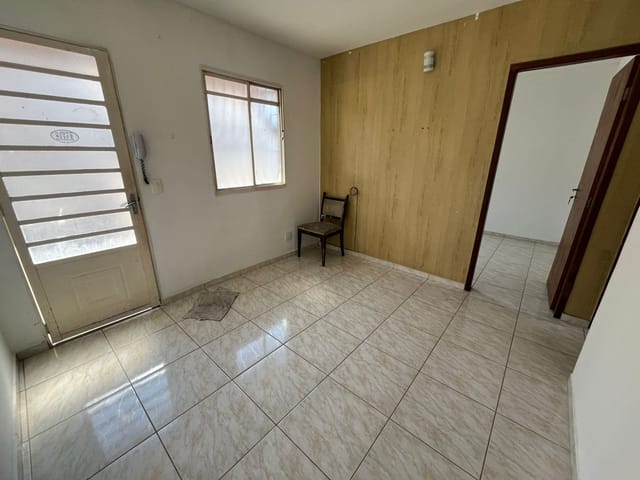 Apartamento 2 quartos e 1 banheiro, à venda, no bairro Granjas Primavera (Justinópolis) em Ribeirão das Neves