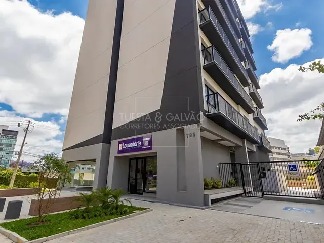 Apartamento com 30m², à venda, no bairro Cristo Rei em Curitiba