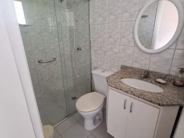 Apartamento 2 quartos e 2 banheiros, à venda, no bairro Vila Pinheirinho em Santo André