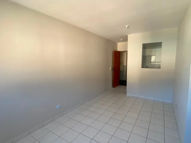 Apartamento 2 quartos e 1 banheiro, para alugar, no bairro Centro em Extrema