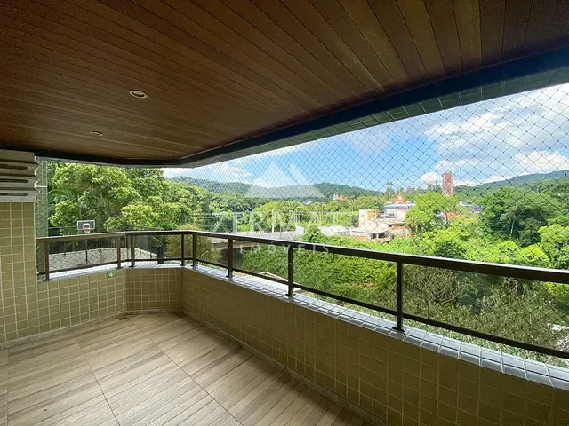 Apartamento com 287m² 3 quartos e 5 banheiros, à venda, no bairro Centro (Blumenau) em Blumenau