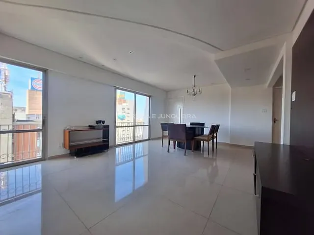 Apartamento 3 quartos e 3 banheiros, à venda, no bairro Centro em São José do Rio Preto