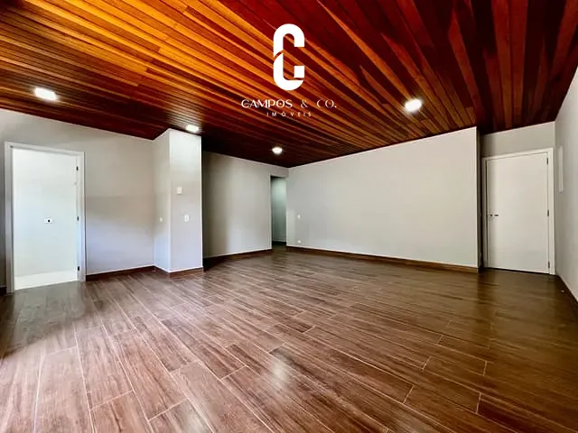 Apartamento 3 quartos e 3 banheiros, à venda, no bairro Vila Jaguaribe em Campos do Jordão