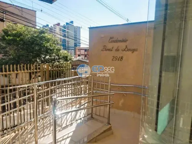 Apartamento 4 quartos e 2 banheiros, à venda, no bairro Centro em Londrina