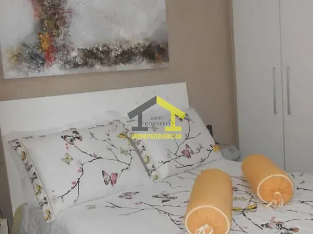 Apartamento 2 quartos e 1 banheiro, à venda, no bairro Guilhermina em Praia Grande