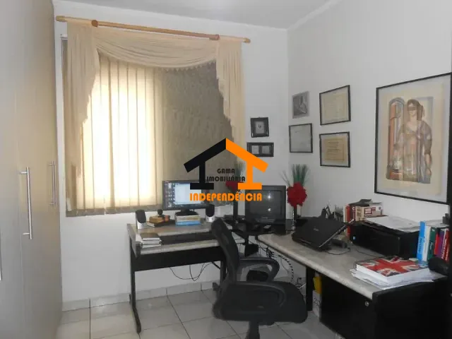 Apartamento 2 quartos e 1 banheiro, à venda, no bairro Guilhermina em Praia Grande