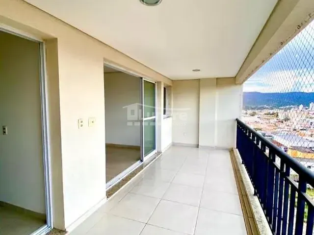 Apartamento 4 quartos e 5 banheiros, para alugar, no bairro Centro em Mogi das Cruzes