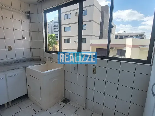 Apartamento 2 quartos e 1 banheiro, à venda ou para alugar, no bairro Centro em Marau