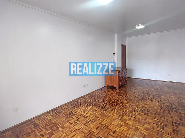 Apartamento 2 quartos e 1 banheiro, à venda ou para alugar, no bairro Centro em Marau