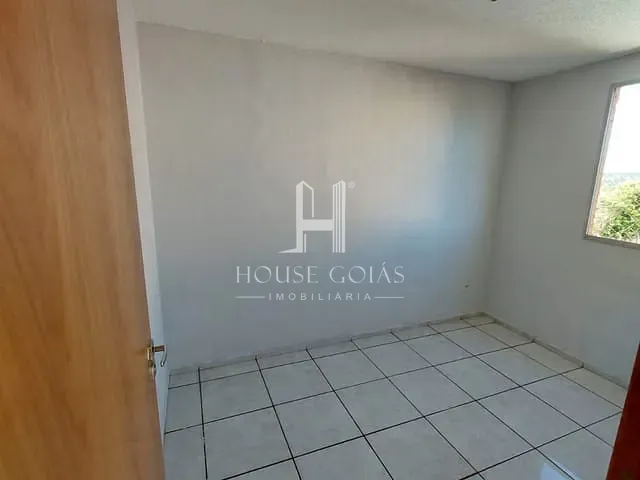 Apartamento 2 quartos e 1 banheiro, à venda, no bairro Conjunto Vera Cruz em Goiânia