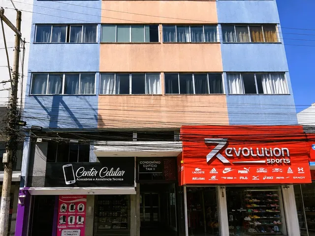 Apartamento com 46m² 1 quarto e 1 banheiro, à venda ou para alugar, no bairro Centro em Cabo Frio