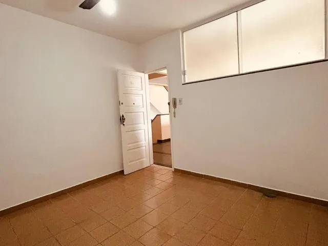Apartamento com 46m² 1 quarto e 1 banheiro, à venda ou para alugar, no bairro Centro em Cabo Frio
