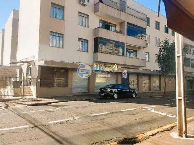 Apartamento 4 quartos e 2 banheiros, à venda, no bairro Centro em Londrina