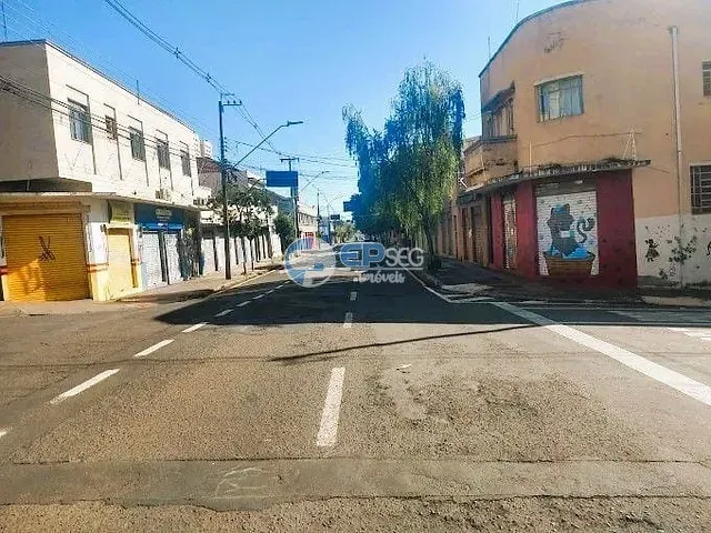 Apartamento 4 quartos e 2 banheiros, à venda, no bairro Centro em Londrina