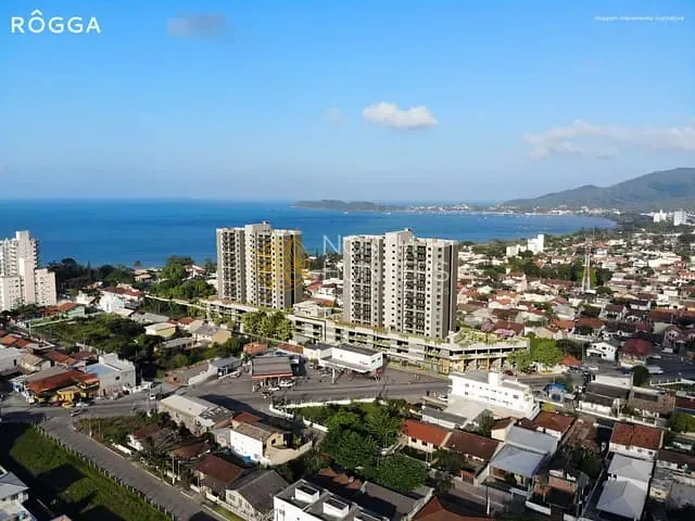 Apartamento com 305m² 3 quartos e 2 banheiros, à venda, no bairro Centro em Penha