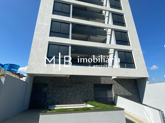 Apartamento 2 quartos e 2 banheiros, à venda, no bairro Imigrantes em Cataguases