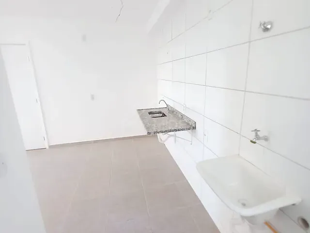 Apartamento 2 quartos e 1 banheiro, à venda, no bairro Loteamento Residencial Tiradentes em Poços de Caldas