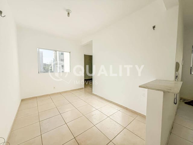 Apartamento com 50m² 2 quartos e 1 banheiro, para alugar, no bairro Maraponga em Fortaleza