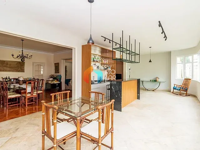 Apartamento com 300m² 4 quartos e 3 banheiros, à venda, no bairro Copacabana em Rio de Janeiro